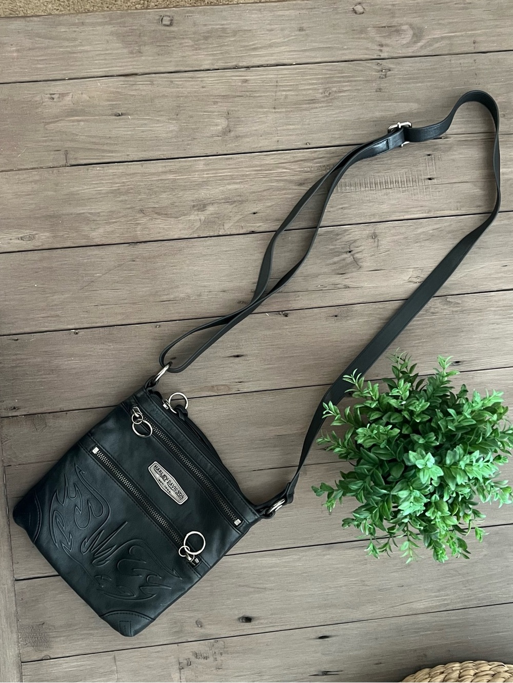 Harley Davidson Black Leather Flame Embossed Crossbody Bag